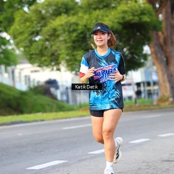 Runner Photo 7641941