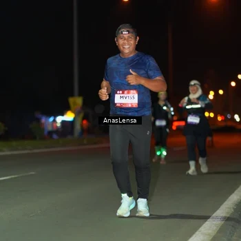 Runner Photo 7641983