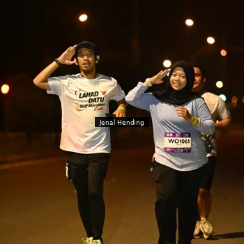 Runner Photo 7641987