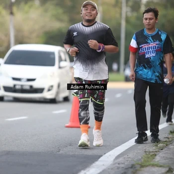Runner Photo 7642021