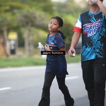 Runner Photo 7642030