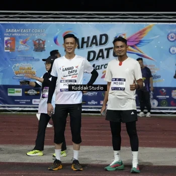 Runner Photo 7642058