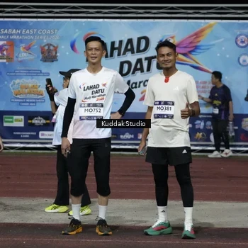 Runner Photo 7642060