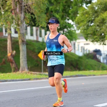 Runner Photo 7642064