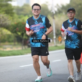 Runner Photo 7642092