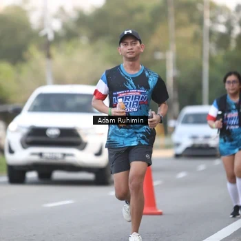 Runner Photo 7642101