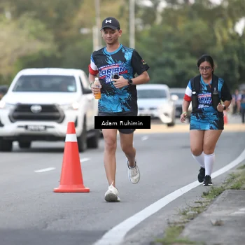 Runner Photo 7642102