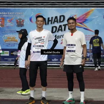 Runner Photo 7642105