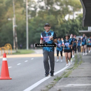 Runner Photo 7642145