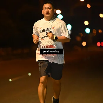 Runner Photo 7642158