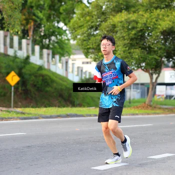 Runner Photo 7642174