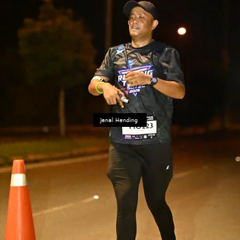 Runner Photo 7642177