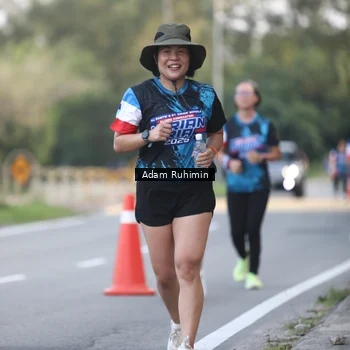 Runner Photo 7642178