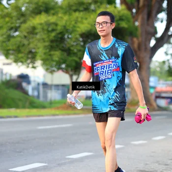 Runner Photo 7642189