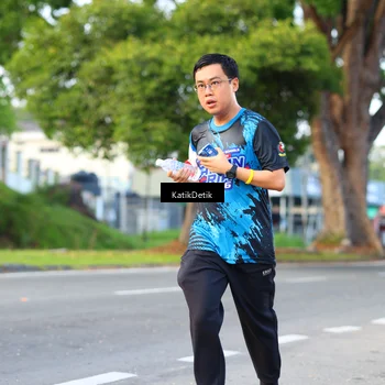 Runner Photo 7642191