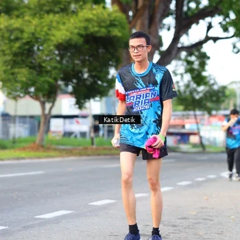 Runner Photo 7642198