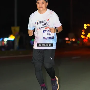 Runner Photo 7642214