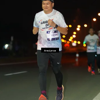 Runner Photo 7642220