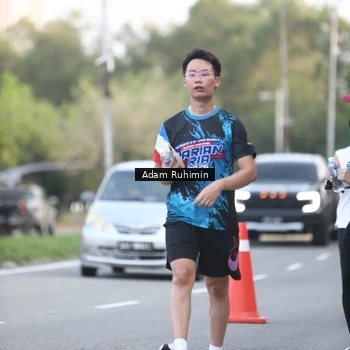Runner Photo 7642225