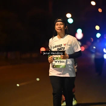 Runner Photo 7642226