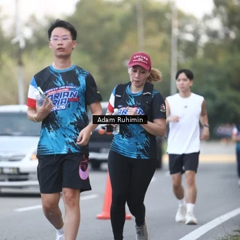 Runner Photo 7642232
