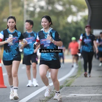 Runner Photo 7642237