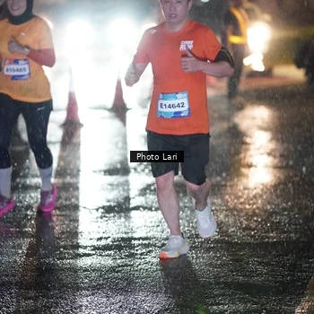 Runner Photo 7642242