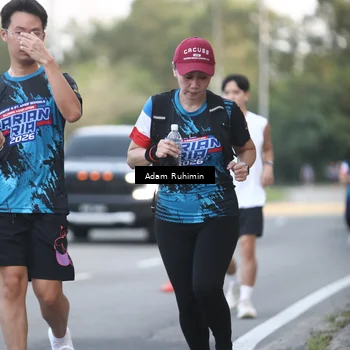 Runner Photo 7642243