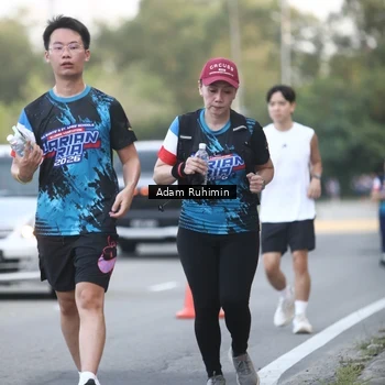 Runner Photo 7642246