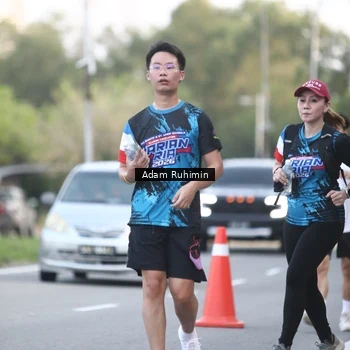 Runner Photo 7642252