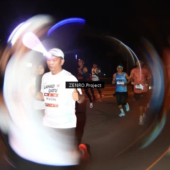 Runner Photo 7642270