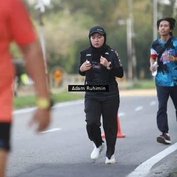Runner Photo 7642287