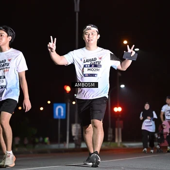 Runner Photo 7642289