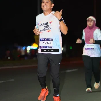 Runner Photo 7642291