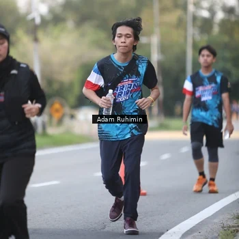 Runner Photo 7642293