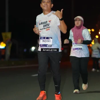 Runner Photo 7642299