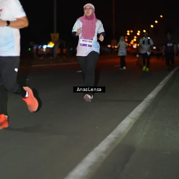 Runner Photo 7642311