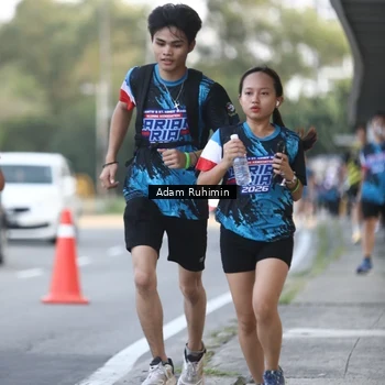 Runner Photo 7642336