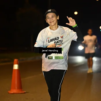 Runner Photo 7642338