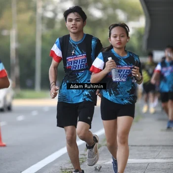 Runner Photo 7642342