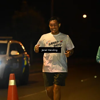 Runner Photo 7642354