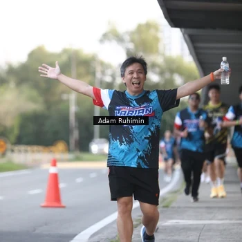 Runner Photo 7642356