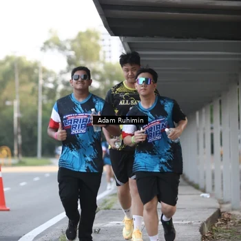 Runner Photo 7642365