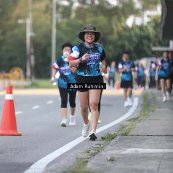 Runner Photo 7642373