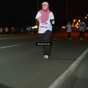Runner Photo 7642382