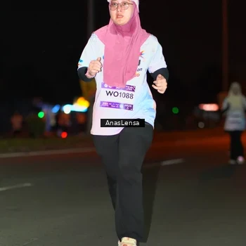 Runner Photo 7642388