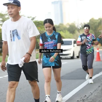 Runner Photo 7642409