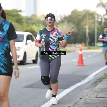 Runner Photo 7642415