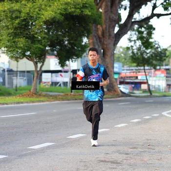 Runner Photo 7642422
