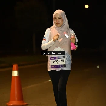 Runner Photo 7642431